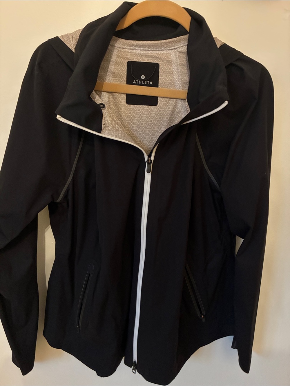 Athleta Black Hooded Lightweight Utility Jacket with White Zip XL
